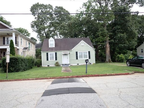 1476 Cambridge Avenue , Atlanta, GA 30337
