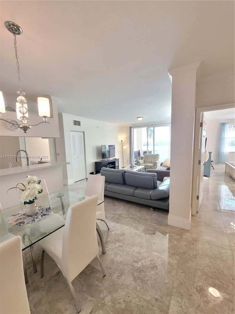 17100 N Bay Rd , Unit 1307, Sunny Isles Beach, FL 33160 Photo