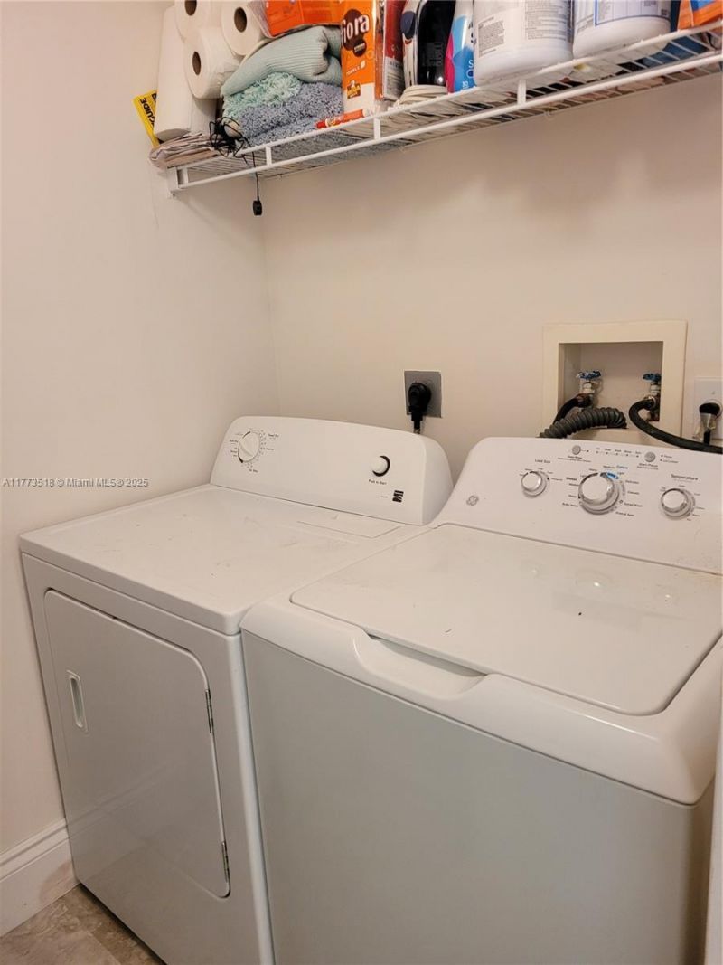 17100 N Bay Rd , Unit 1307, Sunny Isles Beach, FL 33160 Photo