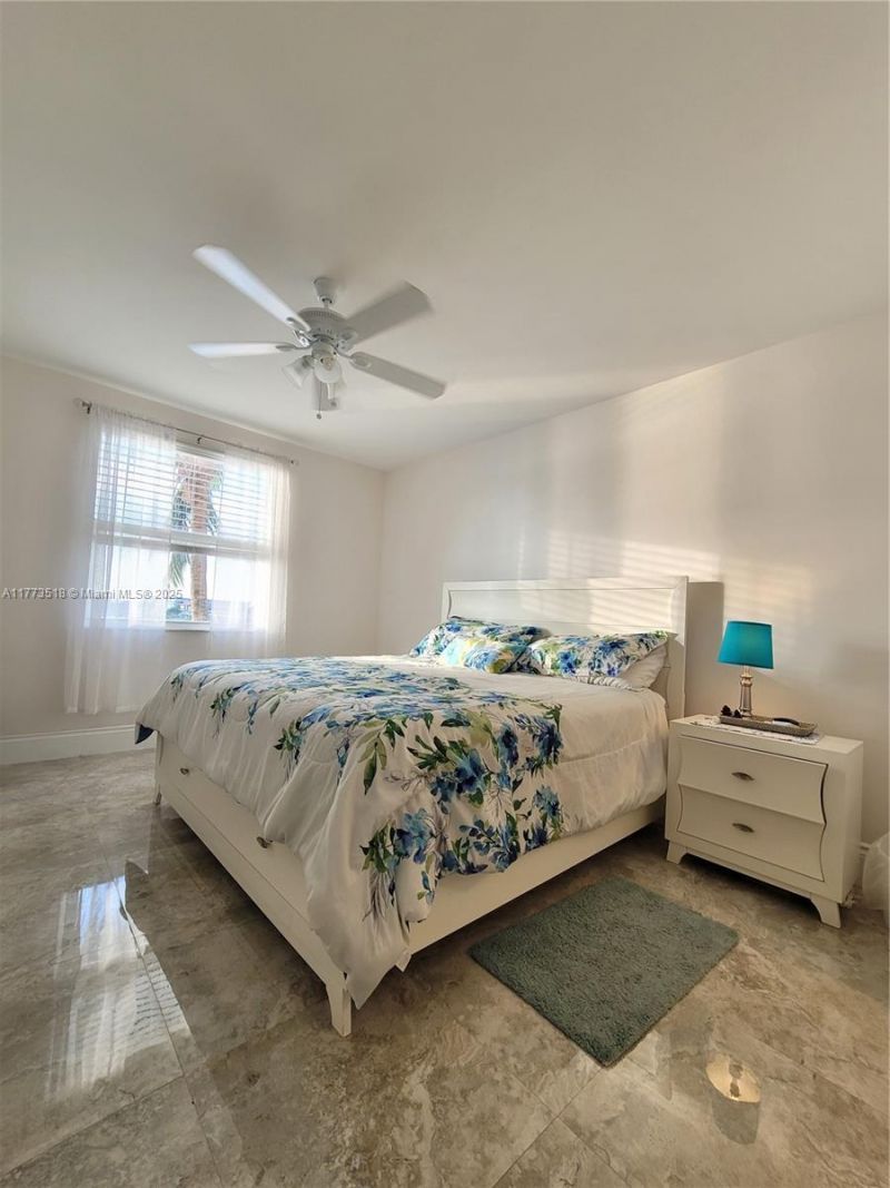 17100 N Bay Rd , Unit 1307, Sunny Isles Beach, FL 33160 Photo