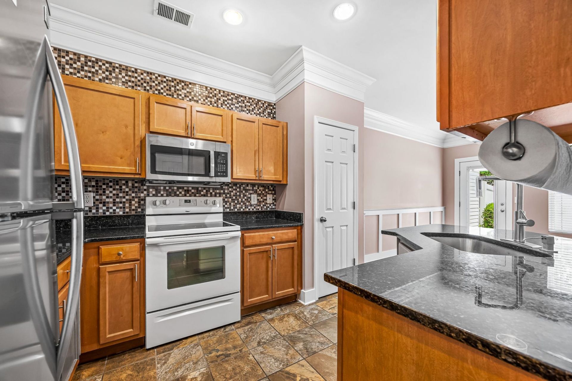 190 Olde Town Way  Photo 12