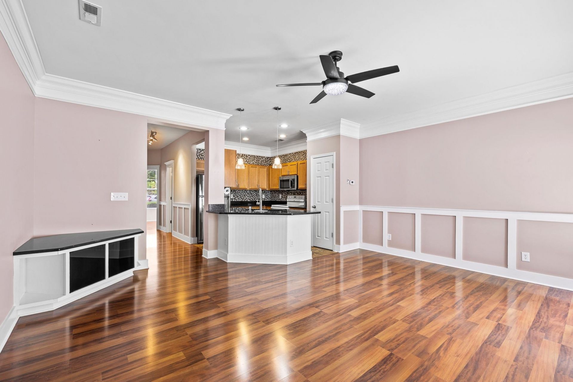 190 Olde Town Way  Photo 6
