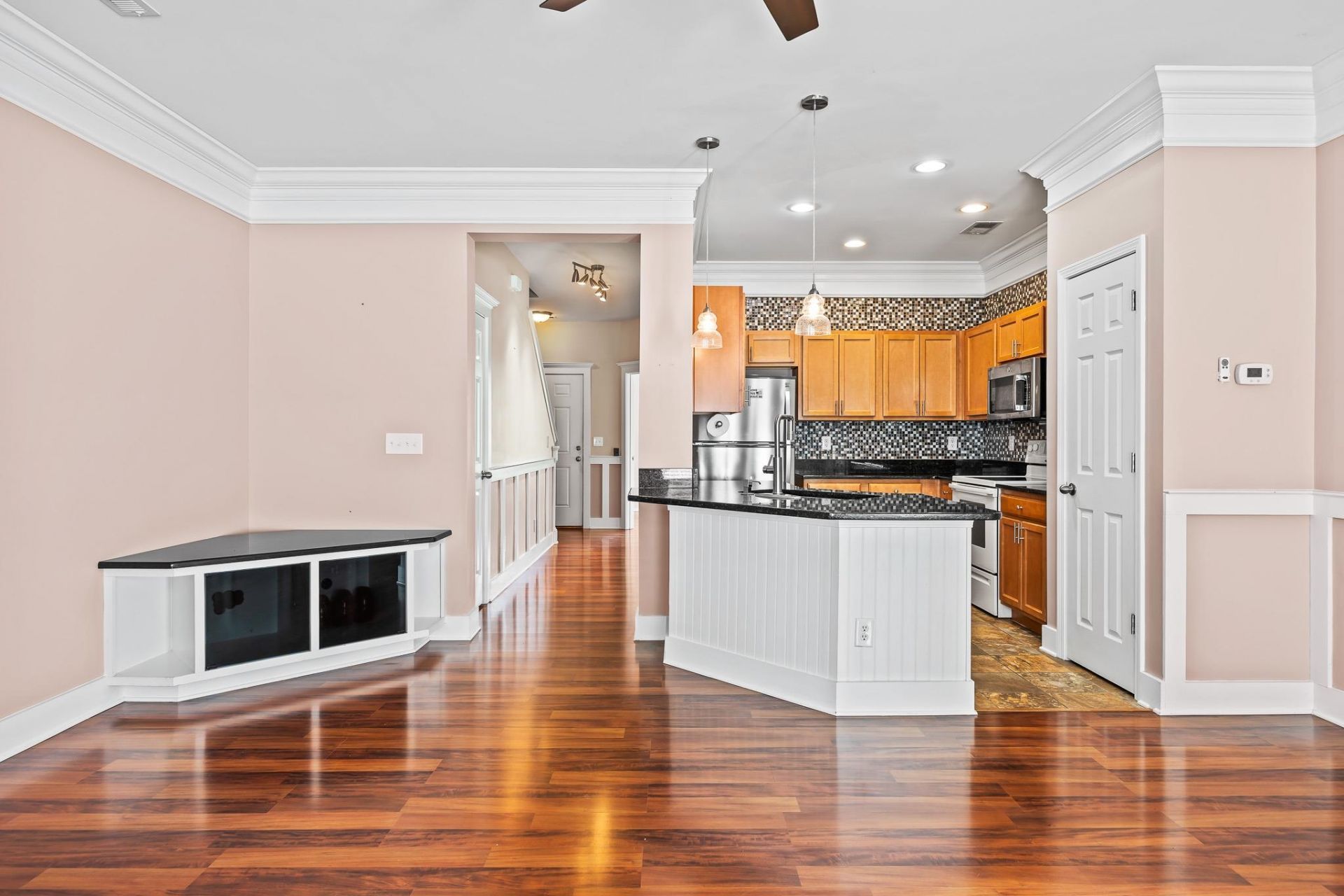 190 Olde Town Way  Photo 8