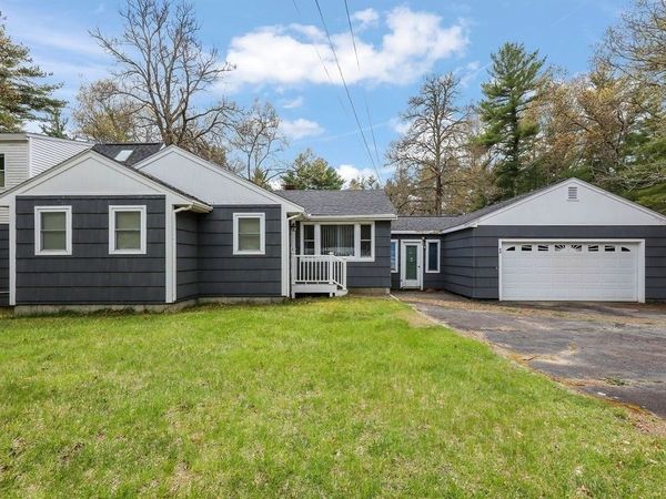94 Fearing Hill Rd, Wareham, MA 02576
