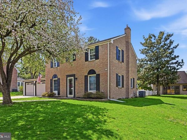 3 S DILLWYN ROAD, NEWARK, DE 19711