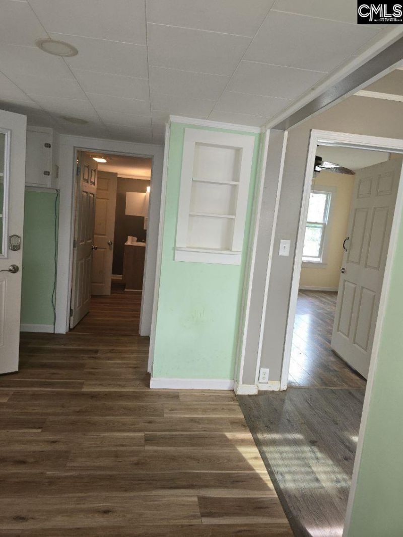 2012 Charles St  Photo 10