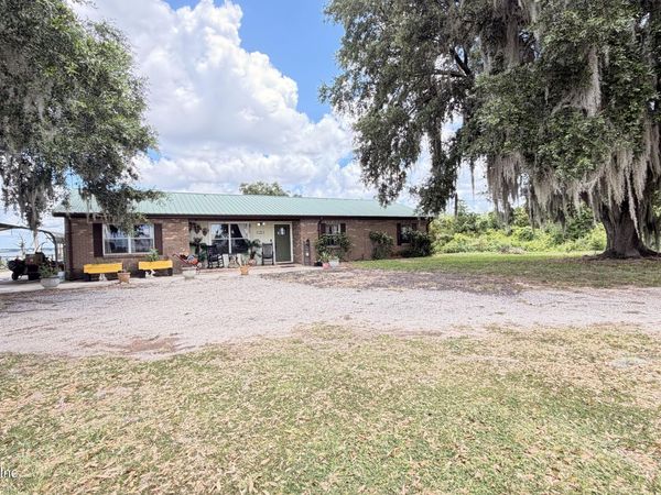 1302 FORT MEADE RD Road, Frostproof, FL 33843