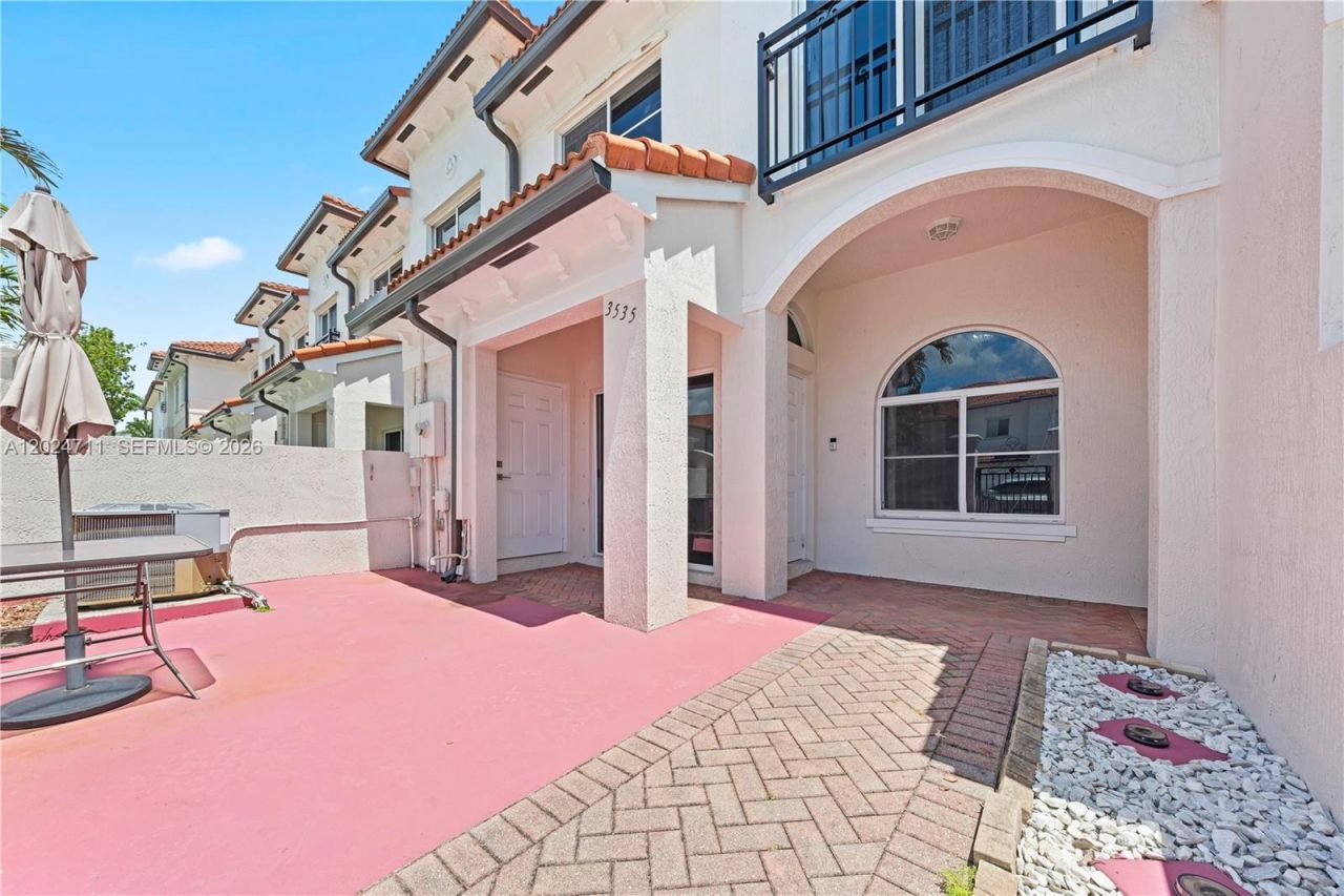 3535 NW 29th Ct , Lauderdale Lakes, FL 33311 Photo