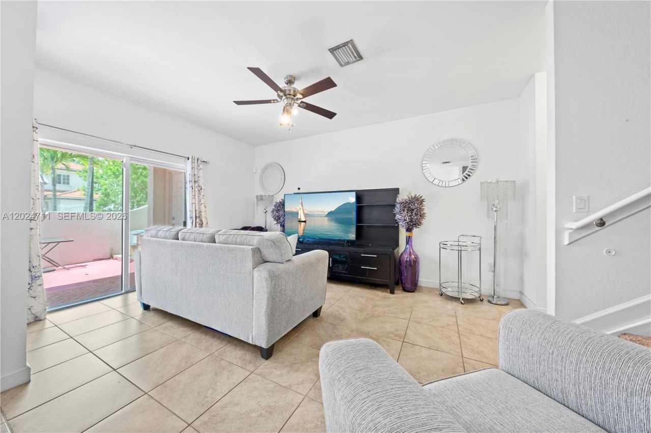 3535 NW 29th Ct , Lauderdale Lakes, FL 33311 Photo