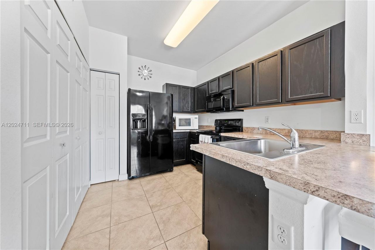 3535 NW 29th Ct , Lauderdale Lakes, FL 33311 Photo