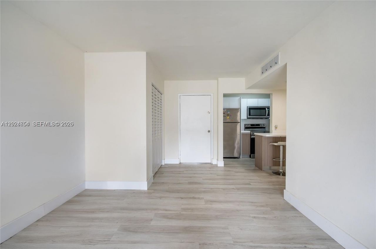 899 West Ave , Unit 7E, Miami Beach, FL 33139 Photo