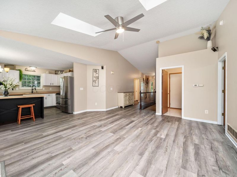 2985 Briar Ridge Road , Columbus, OH 43232 Photo 14