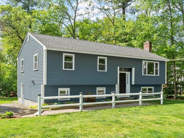 4 Louis Rd, Tewksbury, MA 01876