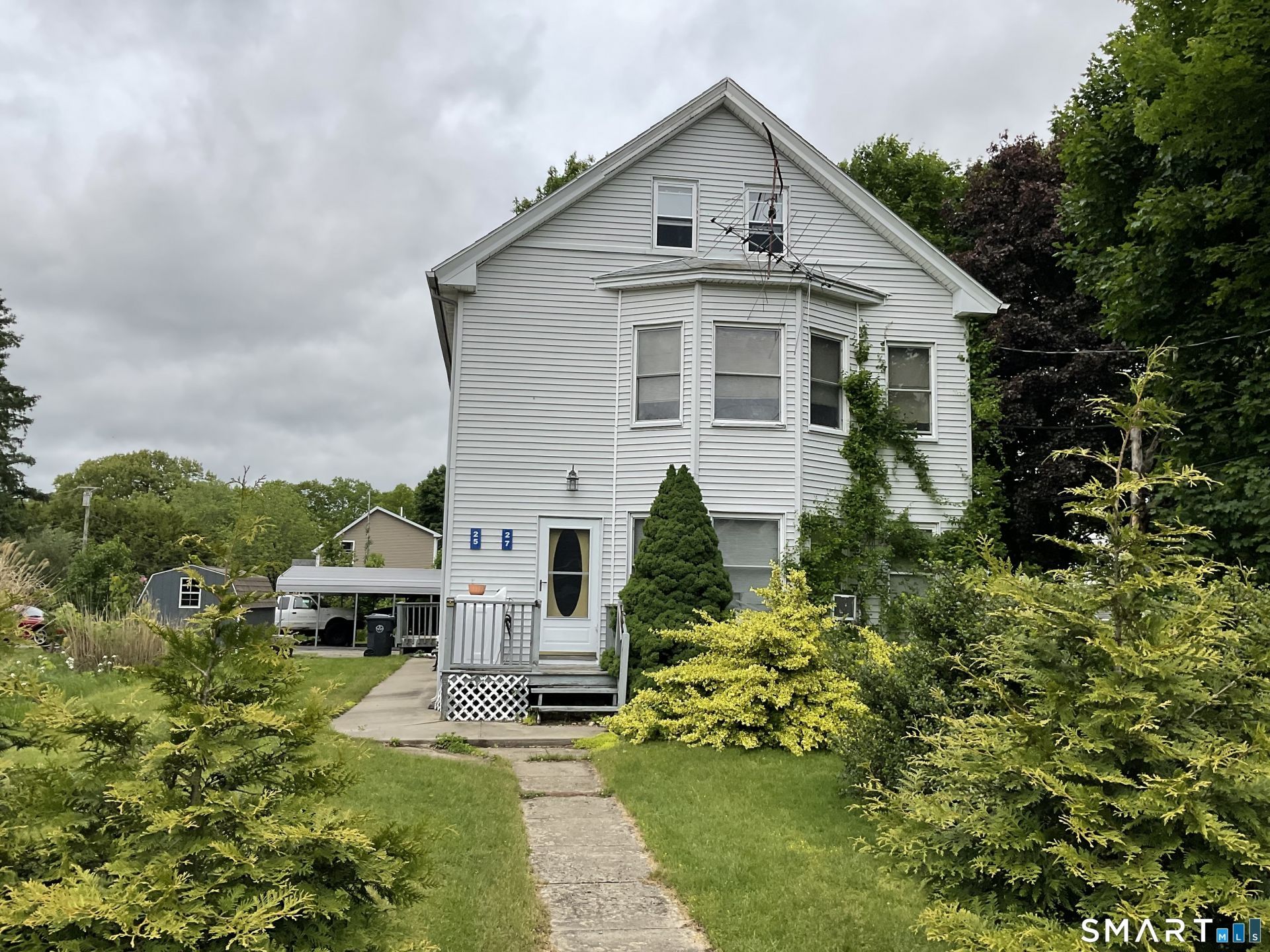 25-27 Pleasant, Plainfield, CT 06374 Main Photo