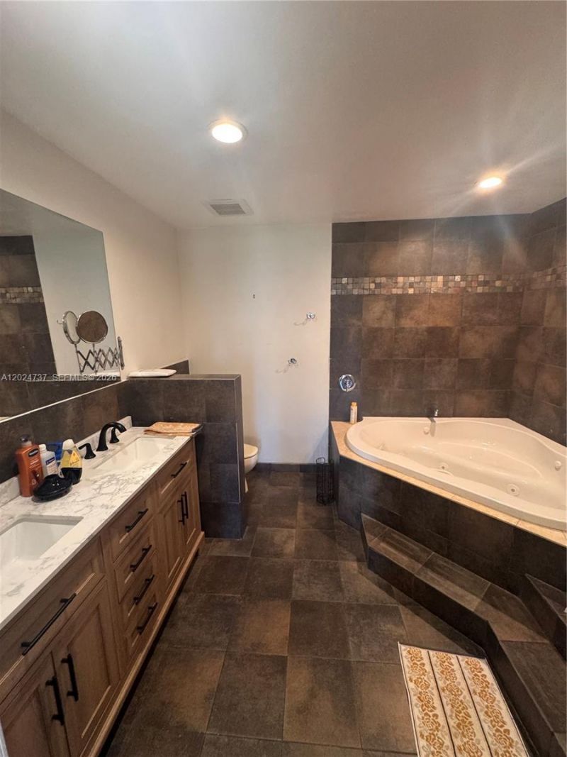 6547 SW 116th Pl, Unit C, Miami, FL 33173 Photo