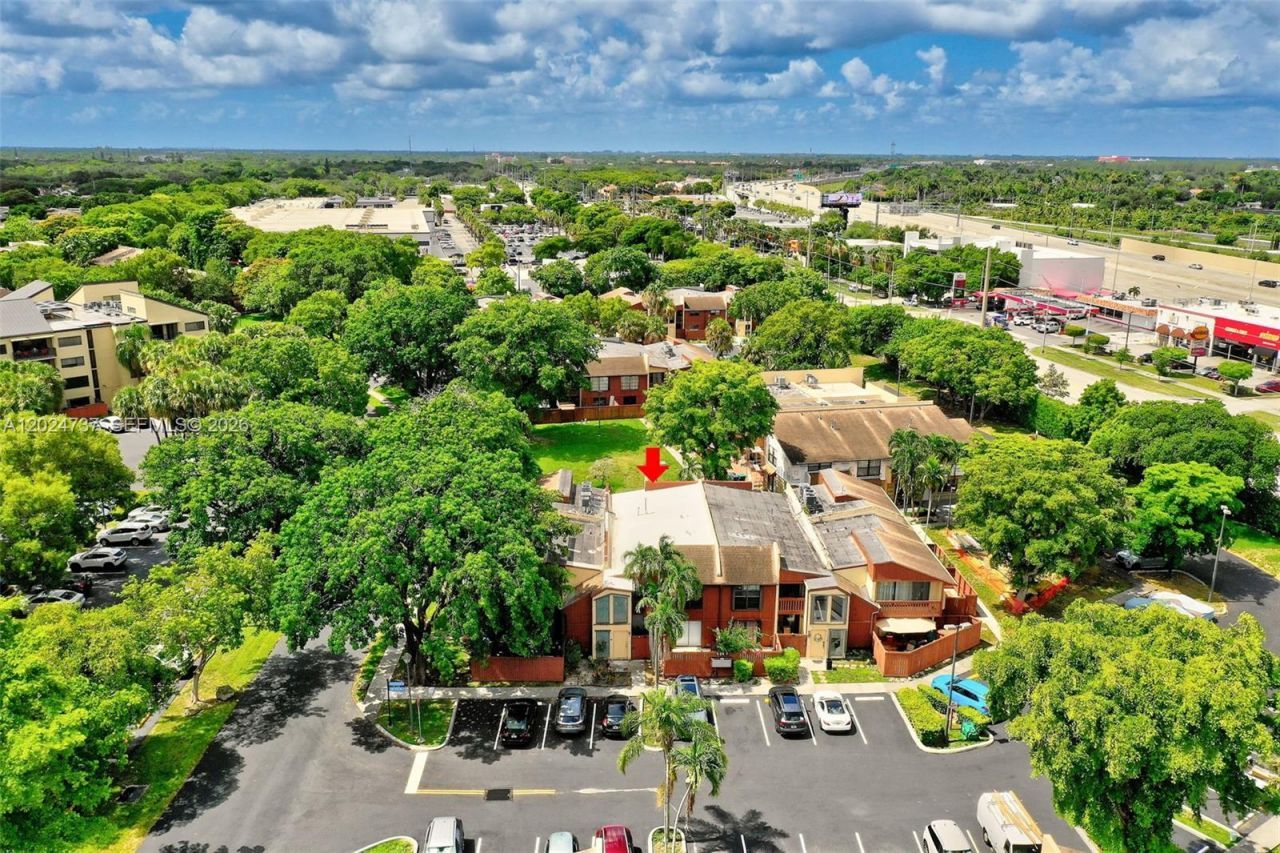 6547 SW 116th Pl, Unit C, Miami, FL 33173 Photo