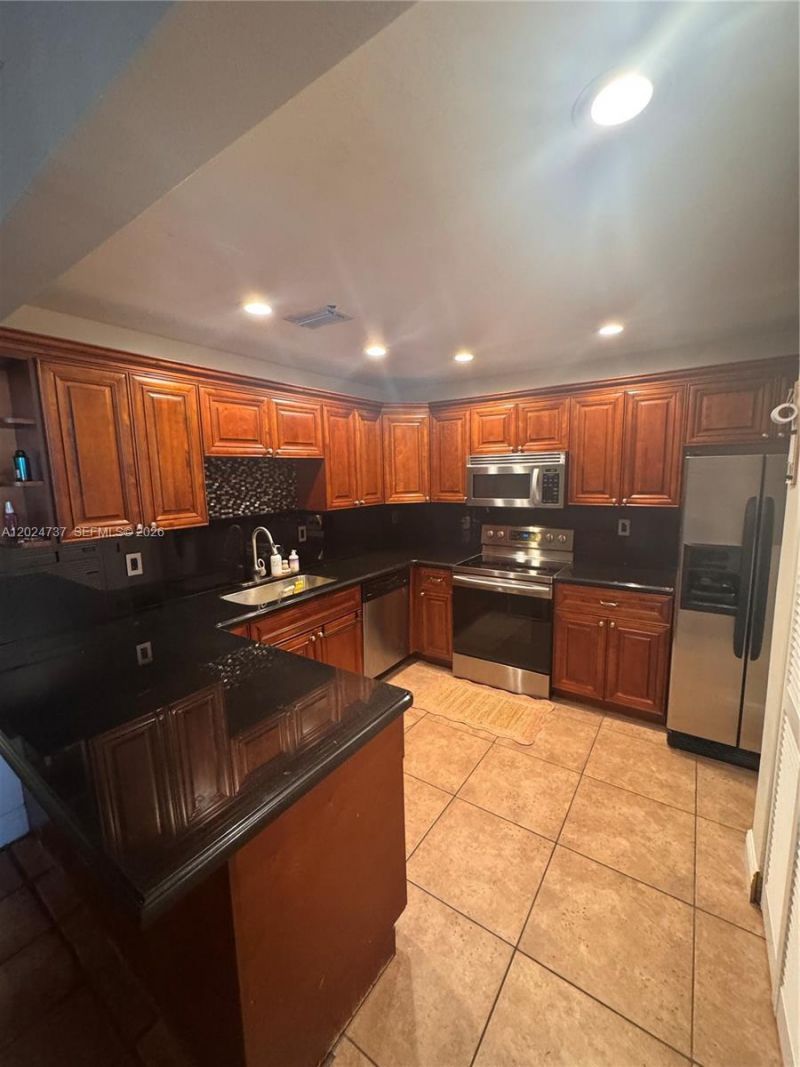 6547 SW 116th Pl, Unit C, Miami, FL 33173 Photo