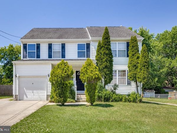 3 CHESTNUT AVENUE, SOMERDALE, NJ 08083