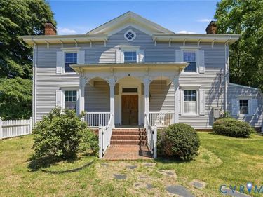 2297 Indian Oak Road, Nottoway, VA 23930