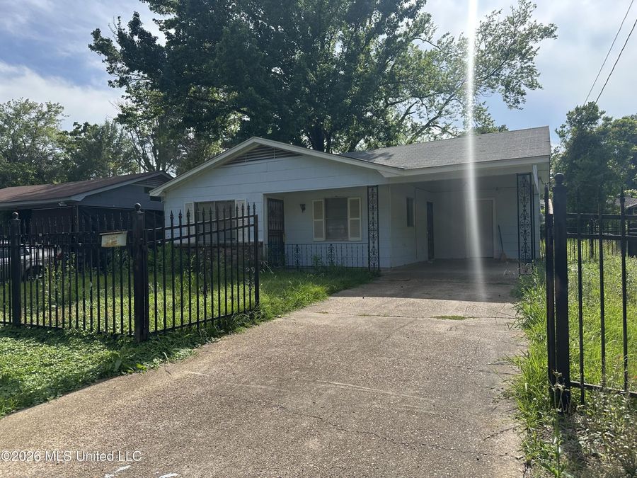 Property Image 4