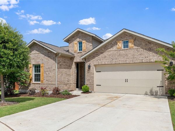 505 Sixpence LN, Georgetown, TX 78628