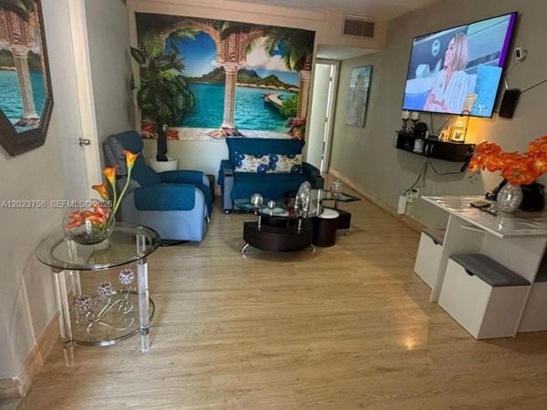 1245 W 24th St , Unit 118, Hialeah, FL 33010