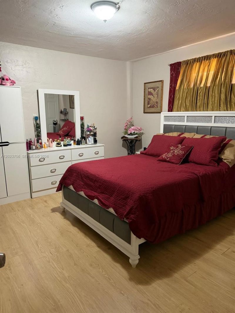 1245 W 24th St , Unit 118, Hialeah, FL 33010 Photo