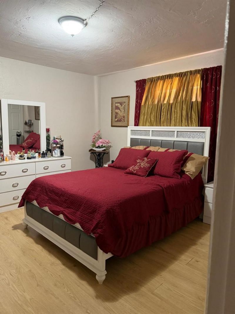 1245 W 24th St , Unit 118, Hialeah, FL 33010 Photo