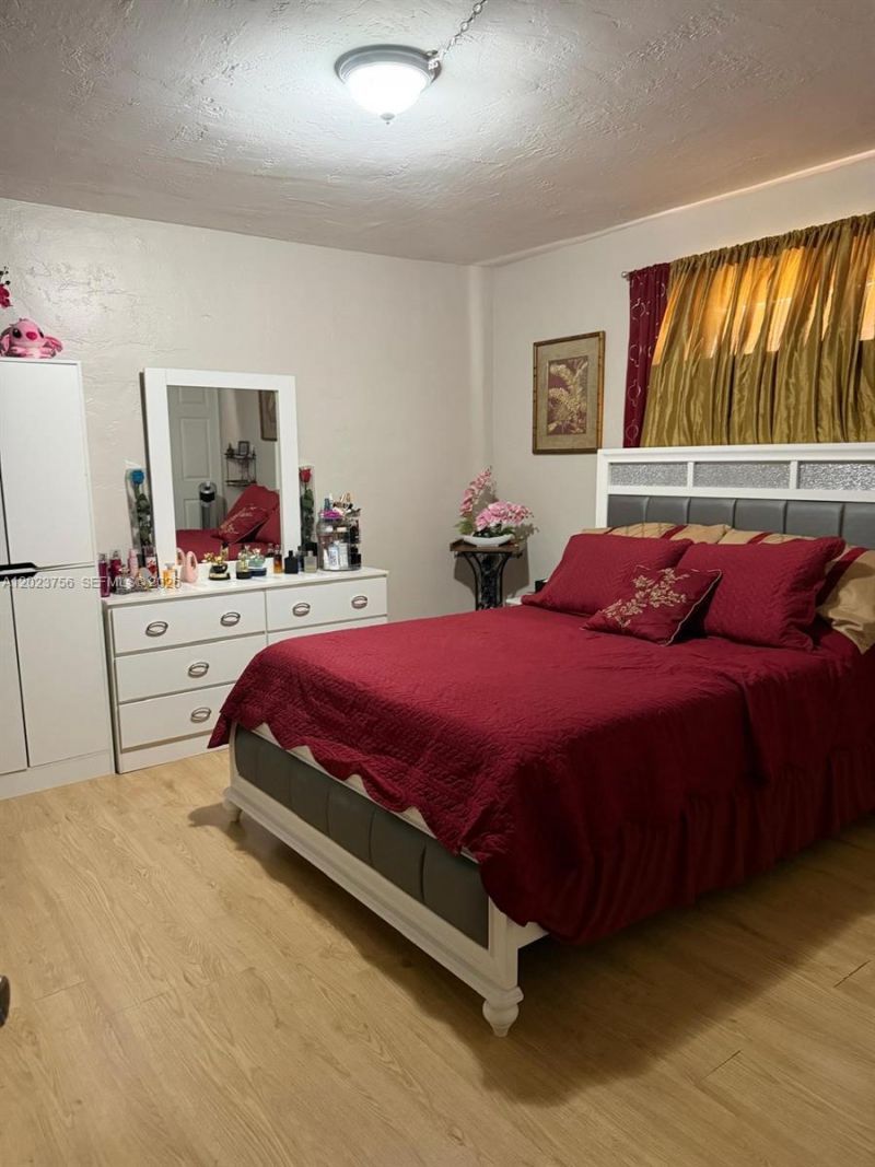 1245 W 24th St , Unit 118, Hialeah, FL 33010 Photo