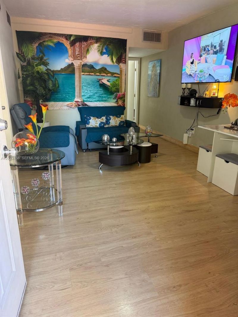 1245 W 24th St , Unit 118, Hialeah, FL 33010 Photo