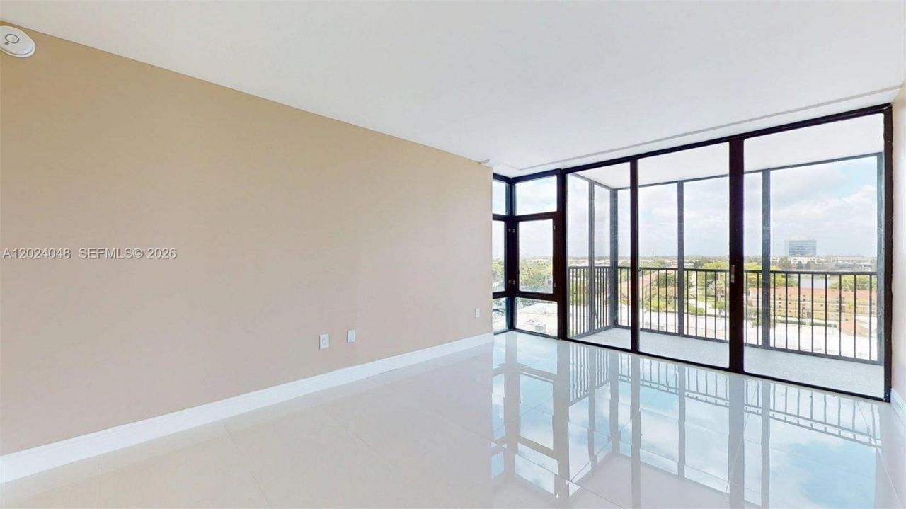 20100 W Country Club Dr, Unit 801, Aventura, FL 33180 Photo