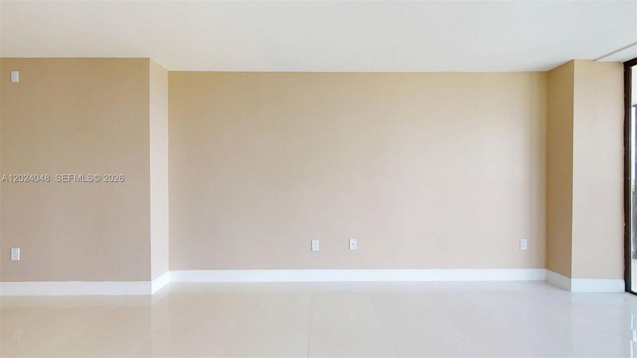 20100 W Country Club Dr, Unit 801, Aventura, FL 33180 Photo