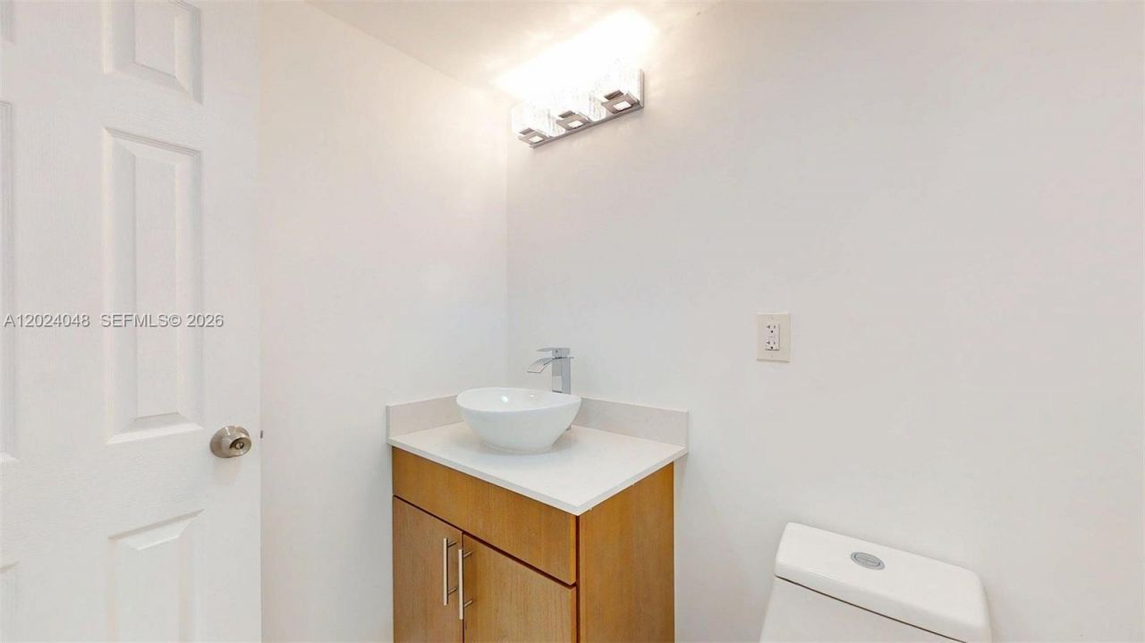 20100 W Country Club Dr, Unit 801, Aventura, FL 33180 Photo