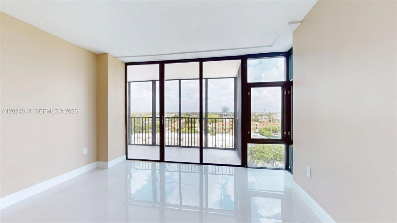 20100 W Country Club Dr, Unit 801, Aventura, FL 33180 Photo