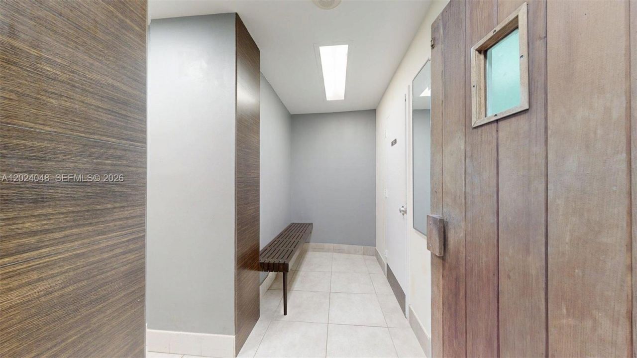 20100 W Country Club Dr, Unit 801, Aventura, FL 33180 Photo