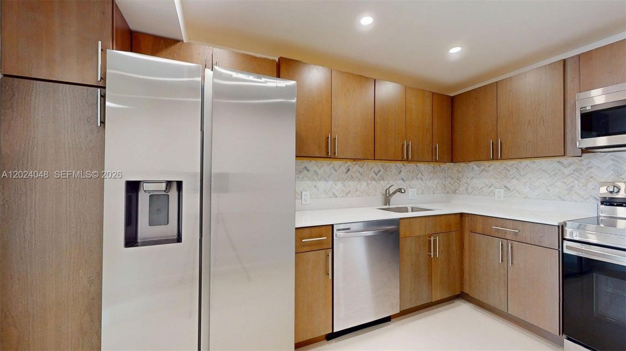 20100 W Country Club Dr, Unit 801, Aventura, FL 33180 Photo