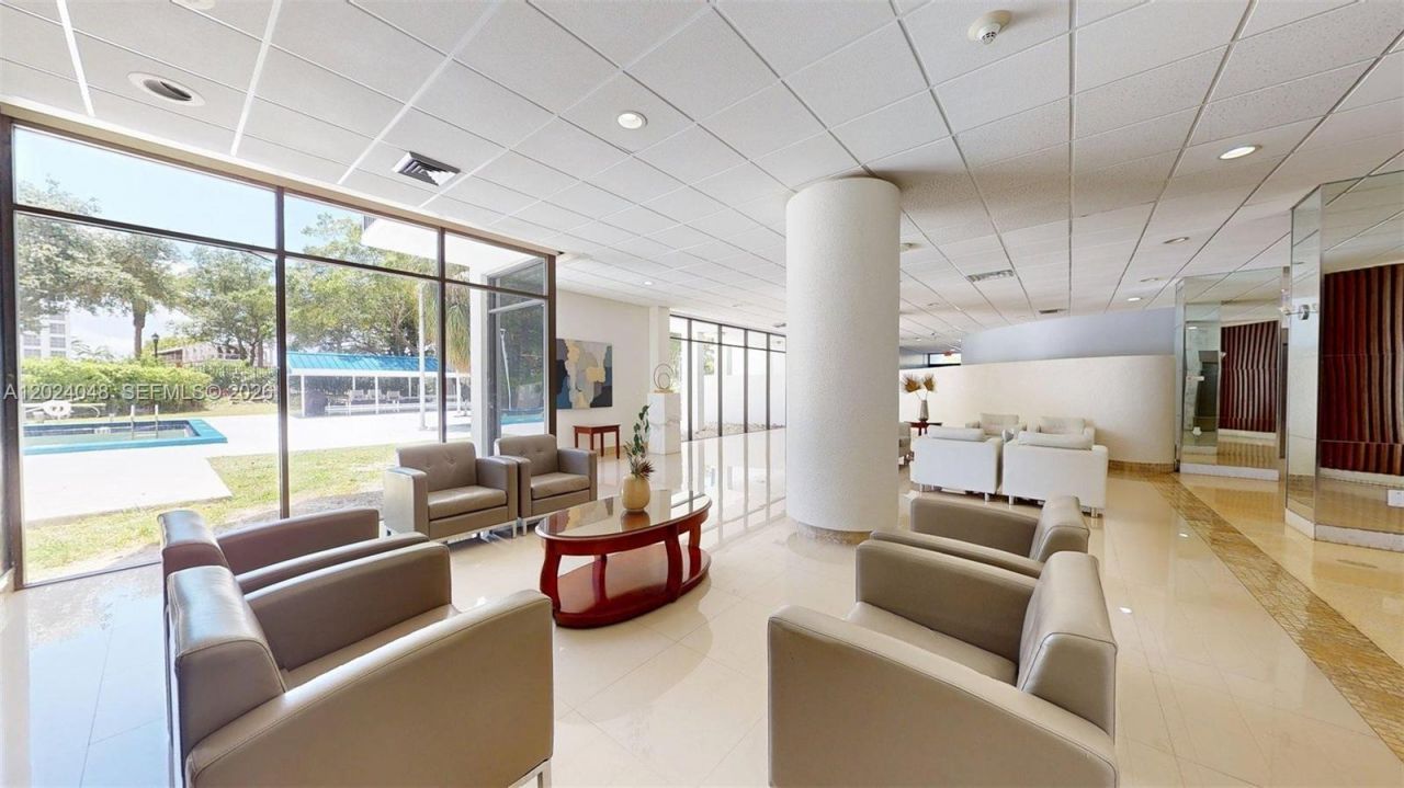 20100 W Country Club Dr, Unit 801, Aventura, FL 33180 Photo