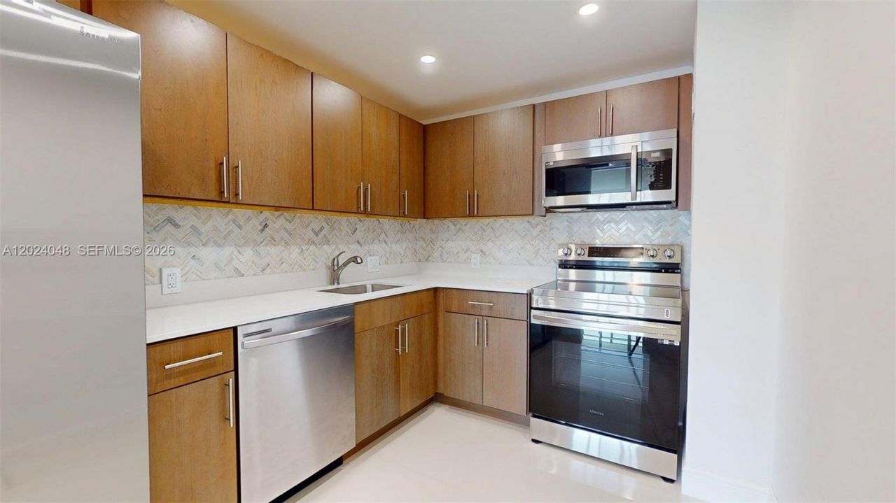 20100 W Country Club Dr, Unit 801, Aventura, FL 33180 Photo