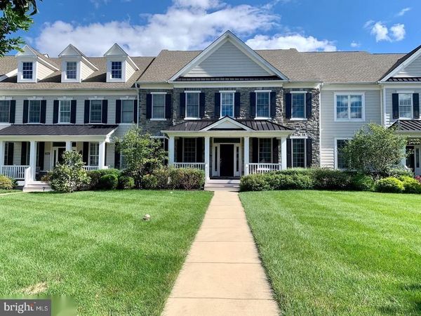 3704 LISETER GARDENS , NEWTOWN SQUARE, PA 19073