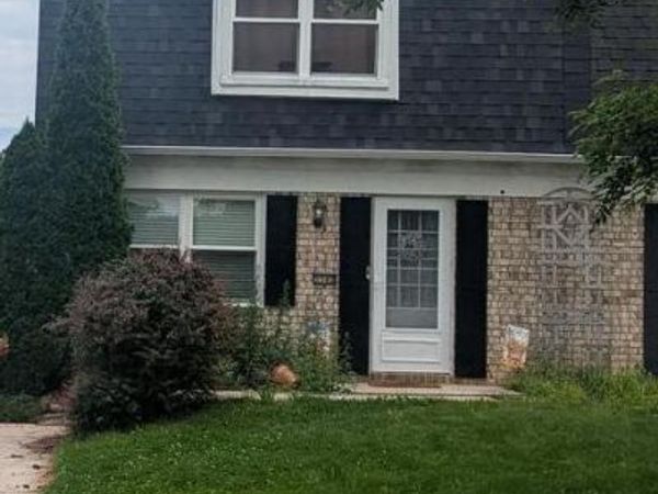 558 HAMMOND AVENUE, HANOVER, PA 17331