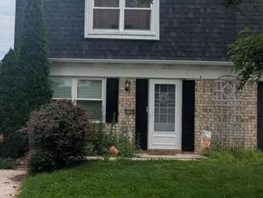 558 Hammond Avenue, Hanover, PA 17331 Main Photo