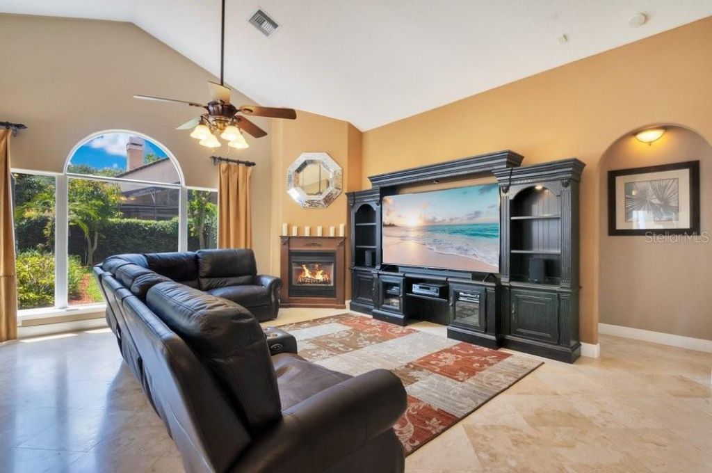 7718 Debeaubien Drive, Orlando, FL 32835 Photo