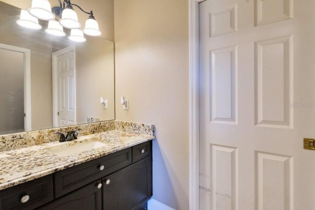 7718 Debeaubien Drive, Orlando, FL 32835 Photo