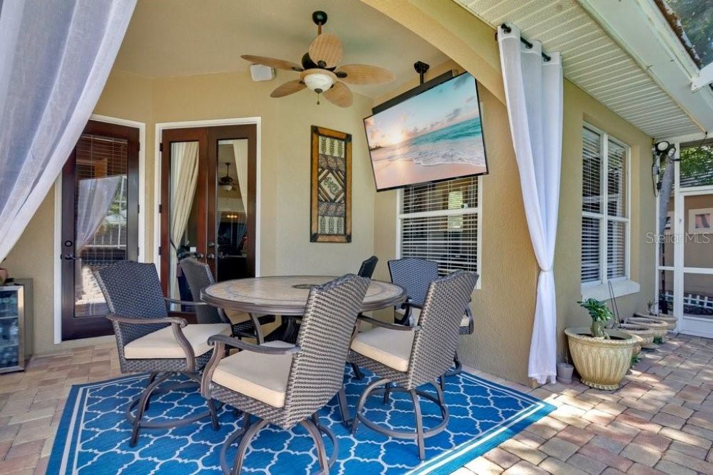 7718 Debeaubien Drive, Orlando, FL 32835 Photo