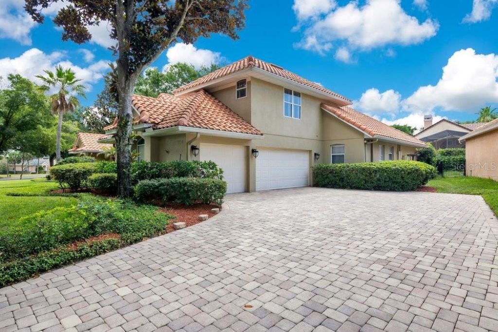 7718 Debeaubien Drive, Orlando, FL 32835 Photo