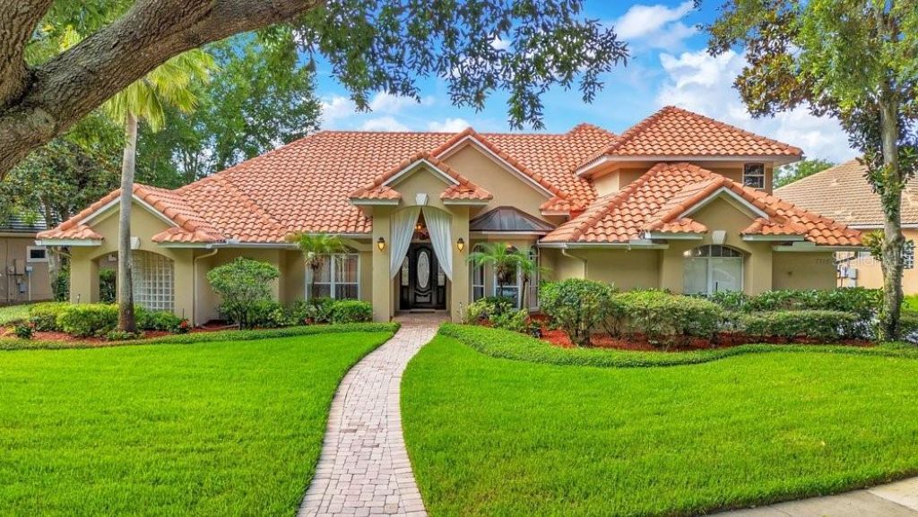 7718 Debeaubien Drive, Orlando, FL 32835 Photo