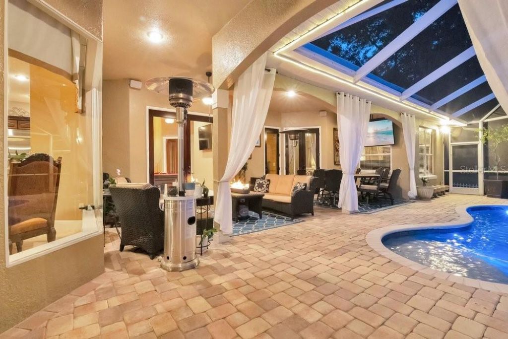 7718 Debeaubien Drive, Orlando, FL 32835 Photo
