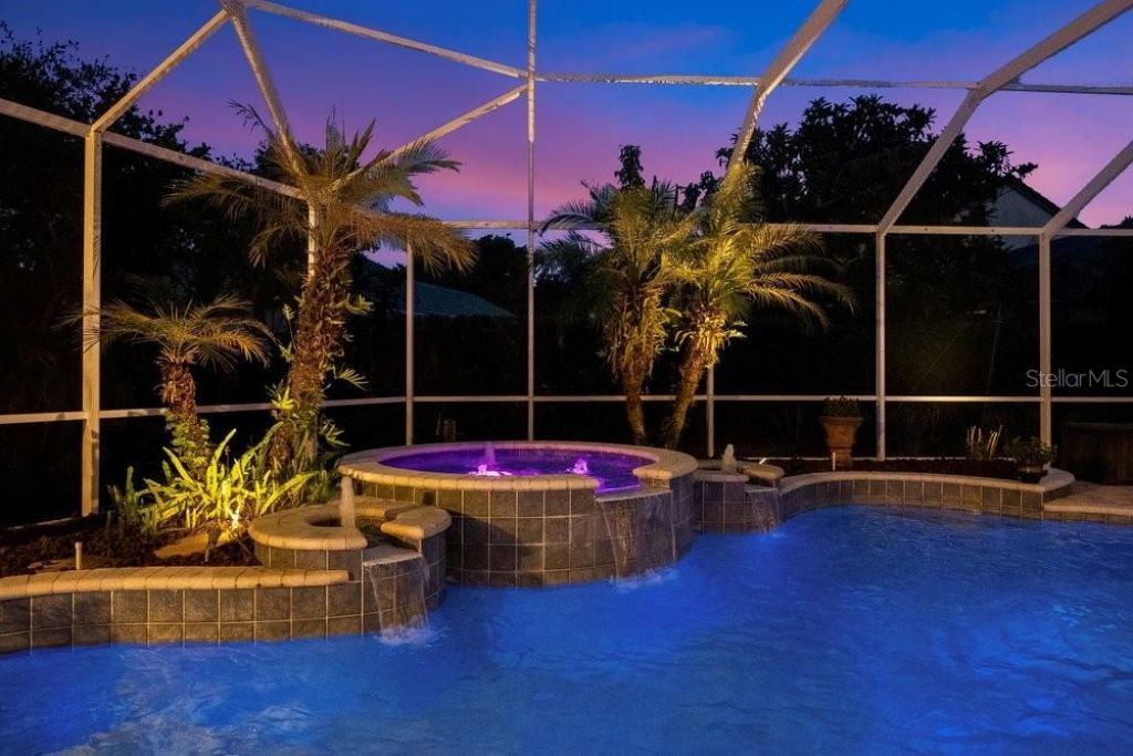 7718 Debeaubien Drive, Orlando, FL 32835 Photo