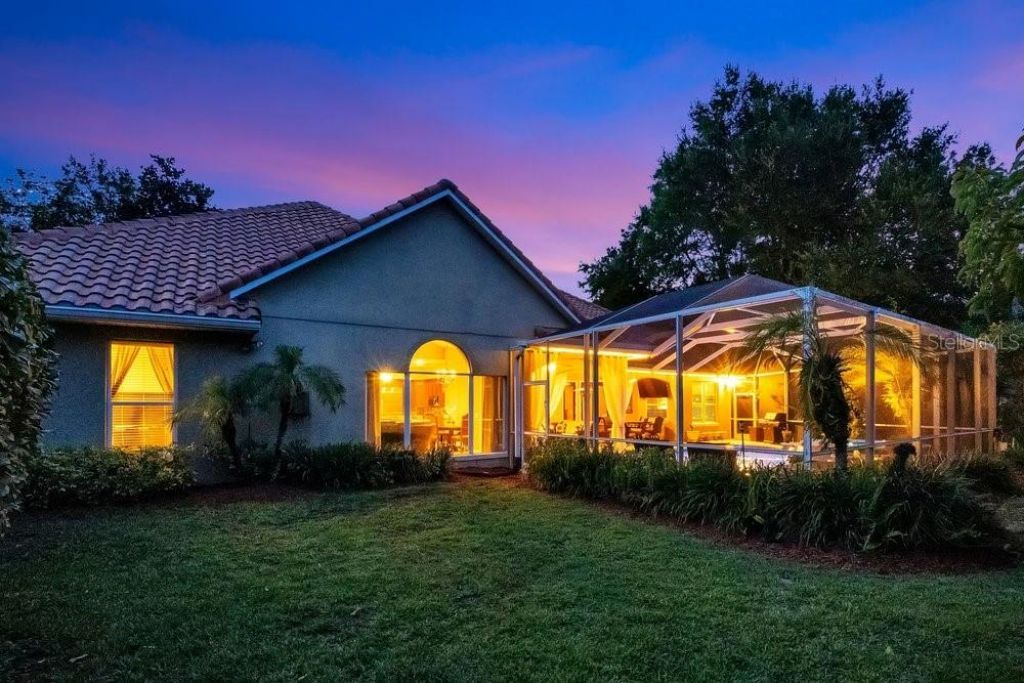 7718 Debeaubien Drive, Orlando, FL 32835 Photo