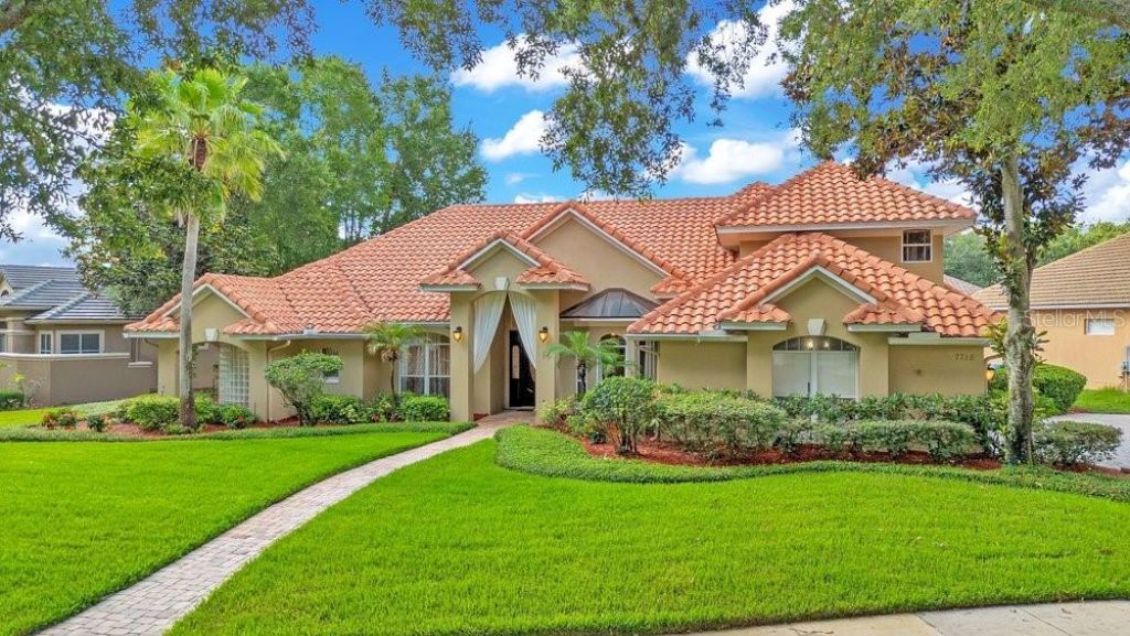 7718 Debeaubien Drive, Orlando, FL 32835 Photo